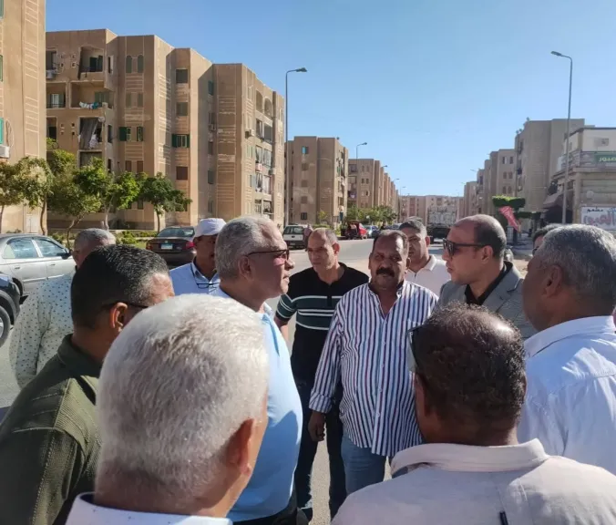 ”العبور” تستعيد مظهرها الحضاري بحملة إشغالات موسعة في مناطق الشباب والمستقبل