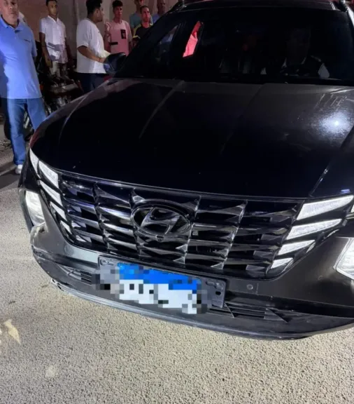بعد مطاردة سريعة.. ضبط قائد سيارة «ذوي الهمم» صدم مواطنًا وهرب ببنها