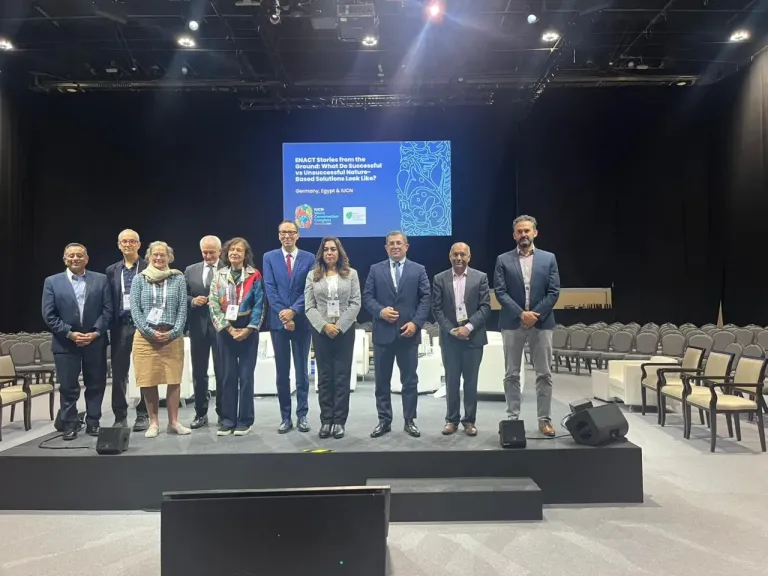 وزيرة التنمية المحلية والقائم بأعمال وزير البيئة تلقي الكلمة الافتتاحية لجلسة “مبادرة ENACT” بالمؤتمر العالمي للحفاظ على الطبيعة في أبوظبي