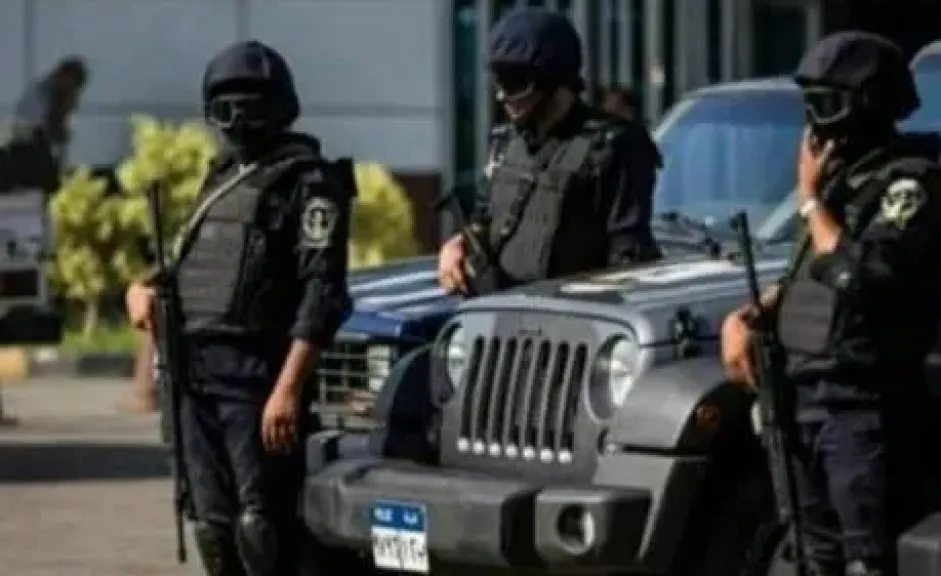 مباحث كفر الشيخ تضبط تاجر مخدرات بحوزته هيروين وآيس وحشيش وسلاح ناري