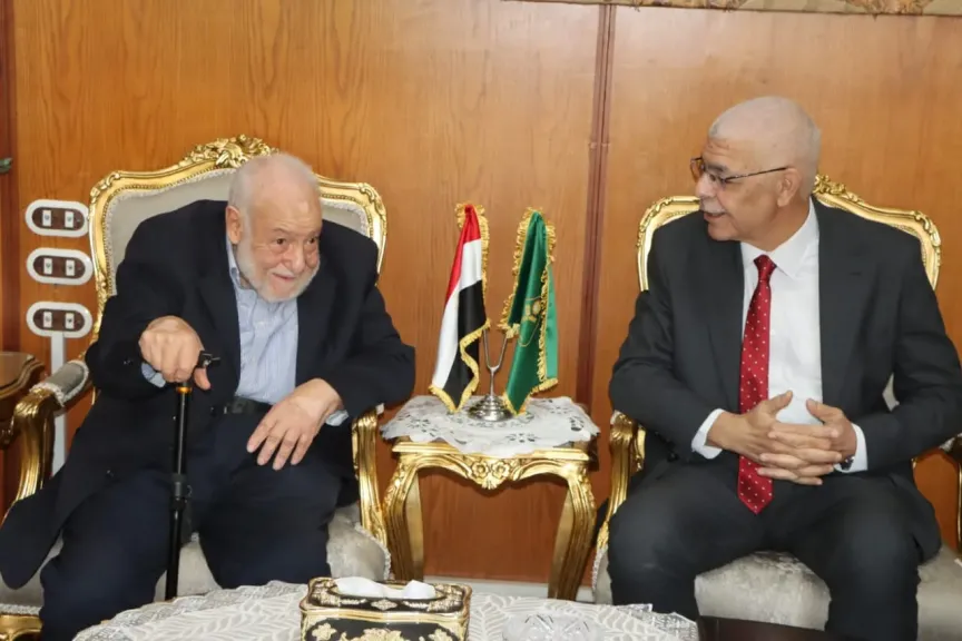 رئيس جامعة المنوفية يتابع مراحل إنشاء مدينةجامعية للطالبات لطالبات المعهد الفني للتمريض بمنشأة سلطان
