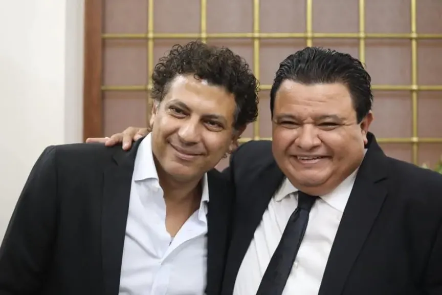 رئيس المركز القومي للمسرح والموسيقى والفنون الشعبية يهنئ المخرج خالد جلال بمناسبة تعيينه نائبا بمجلس الشيوخ المصري