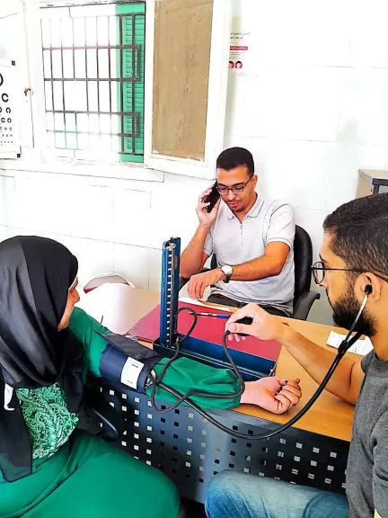 البحيرة: خدمات طبية وتوعوية لأكثر من 470 مواطنا بكفر الدوار والدلنجات