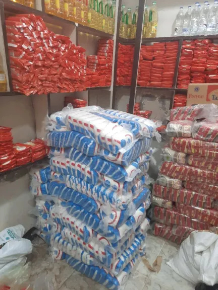 بضائع مجهولة ومخالفات بالجملة.. تموين القليوبية تواصل حربها ضد الغش التجاري