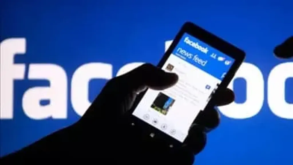 دكتور معندوش ضمير.. تغريم 3 أشخاص 50 ألف جنيه بتهمة التشهير بـ طبيب على ”فيس بوك” بقنا