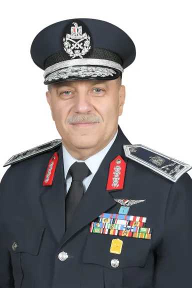 قائد القوات الجوية: نمتلك أحدث المنظومات القتالية لحماية سماء مصر