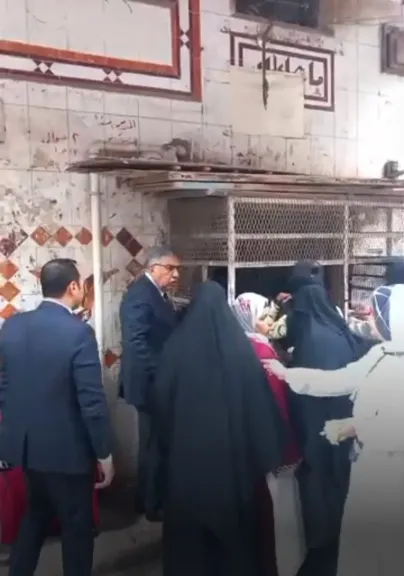 محافظ الدقهلية في جولة صباحية مفاجئة على أفران الخبز المدعم