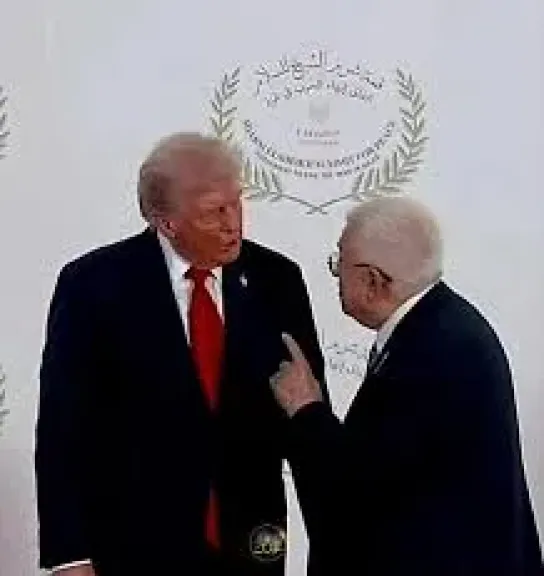 محمود عباس : نريد العمل من أجل إعادة إعمار غزة