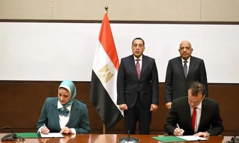 مدبولي: نستهدف تعظيم الاستفادة من الثروات الطبيعية وخاصة مصادر توليد الطاقات المتجددة .. والربط الكهربائي مع أوروبا لتعزيز مكانة مصر كمركز إقليمي للطاقة