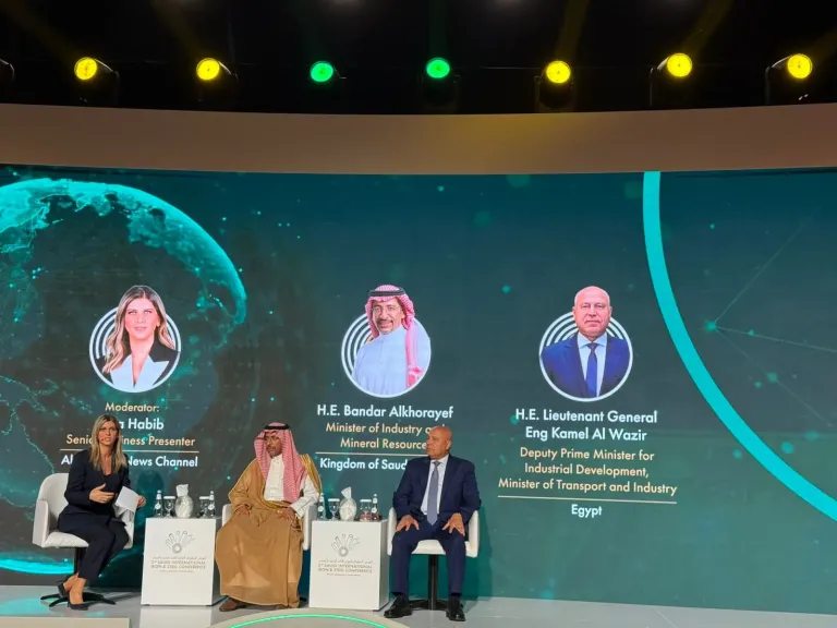 كامل الوزير يشارك مع وزير الصناعة والثروة المعدنية السعودي بجلسة وزارية بعنوان ”تمكين توطين سلسلة قيمة الحديد بدعم النمو الاقتصادي وتنوع مصادر الدخل”
