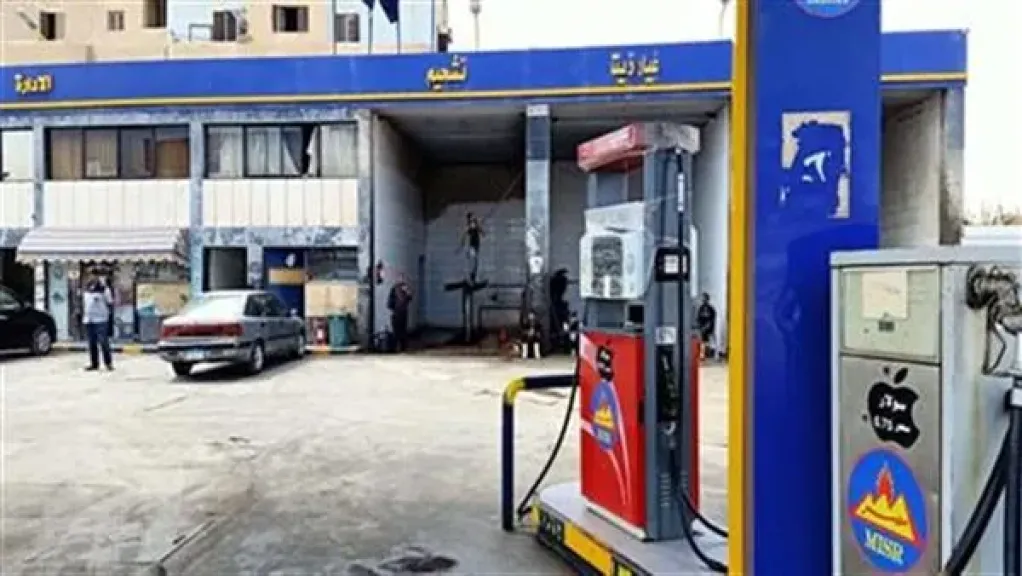 هدوء في محطات الوقود.. أسعار البنزين والسولار تواصل الاستقرار في مصر