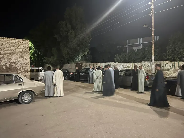 الكل خرج يودعه.. تشييع جثمان اللواء عمر الطاهر خلف الله النائب الأسبق بمسقط رأسه في قنا