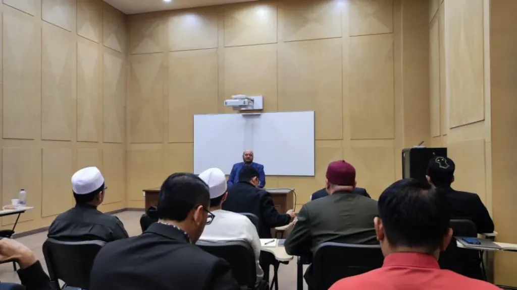 د. إبراهيم نجم : دار الإفتاء أولت اهتمامًا كبيرًا بتفعيل حضورها الإعلامي لقطع الطريق أمام غير المؤهلين