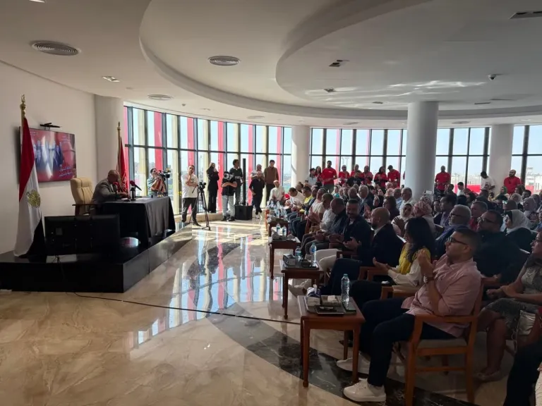 الخطيب يستعرض نجاحات كرة القدم  ويشيد بلجان التخطيط  وذوي الهمم
