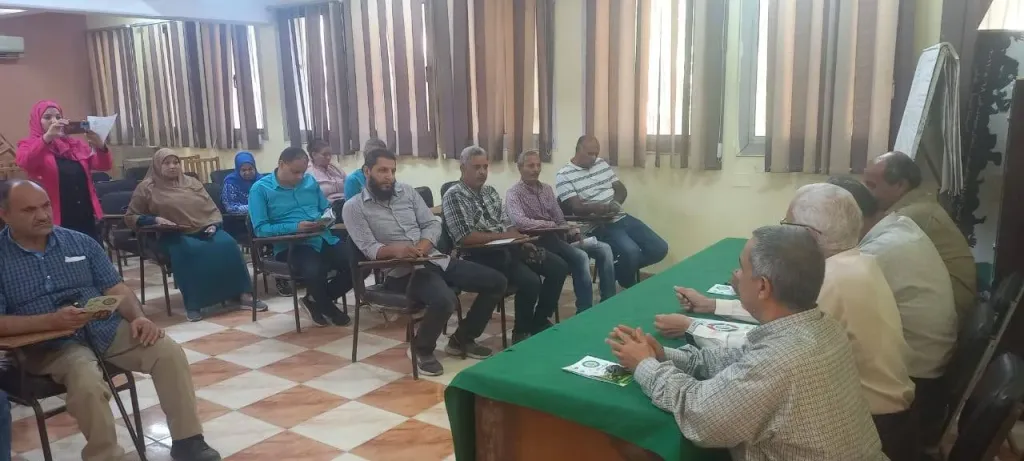 محافظ أسيوط يشدد على مواجهة الحرق المكشوف للمخلفات الزراعية