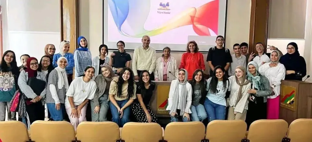 «كيفية تعلم السينما عن بُعد» محاضرة بكلية الفنون التطبيقية جامعة حلوان