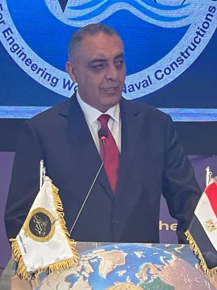 محمد البستنجي رئيس هيئة مستثمري المناطق الحرة  الأردنية :  القطاع الصناعي  ركيزة أساسية في الاقتصاد الوطني و يسهم بأكثر من 24% من الناتج المحلي الإجمالي