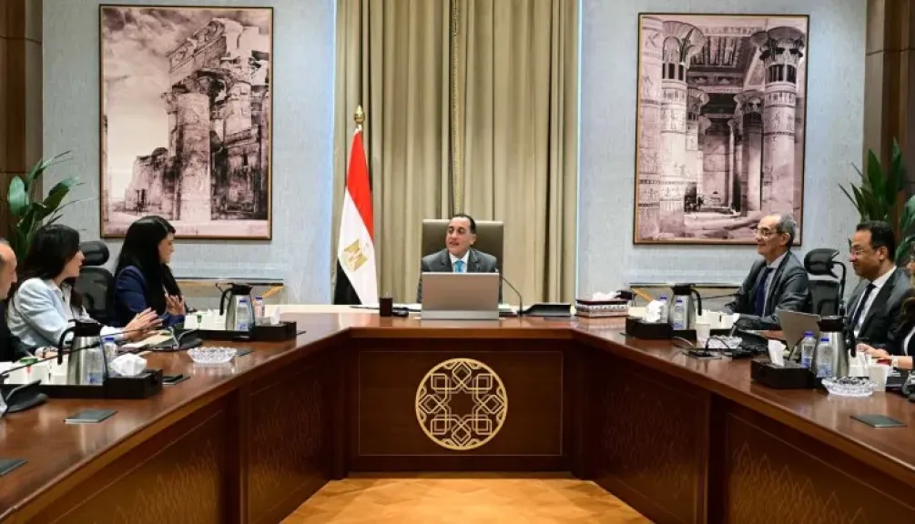 رئيس الوزراء يتابع الموقف التنفيذي لمراكز البيانات الحكومية