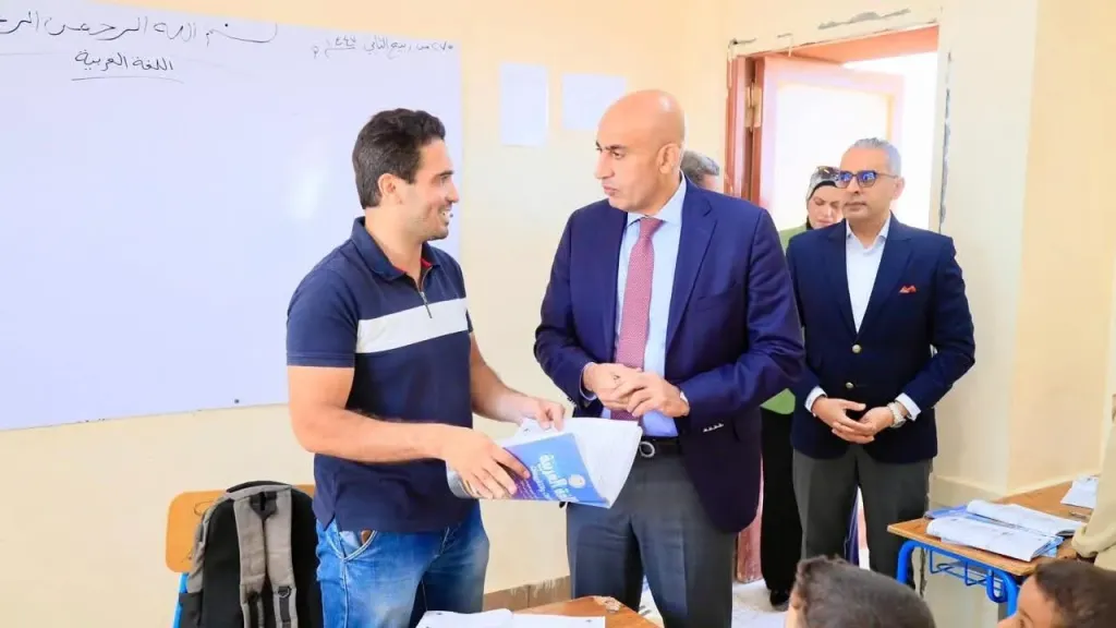 وزير التعليم فى زيارة ميدانية بأسيوط لمتابعة انضباط سير العملية التعليمية