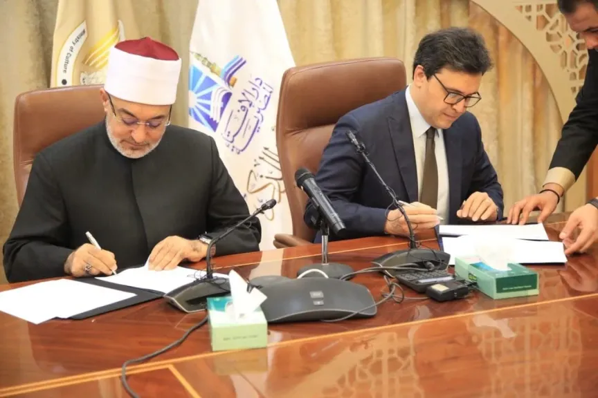 مفتي الجمهورية ووزير الثقافة يوقعان بروتوكول تعاون لتعزيز الوعي وبناء الإنسان المصري