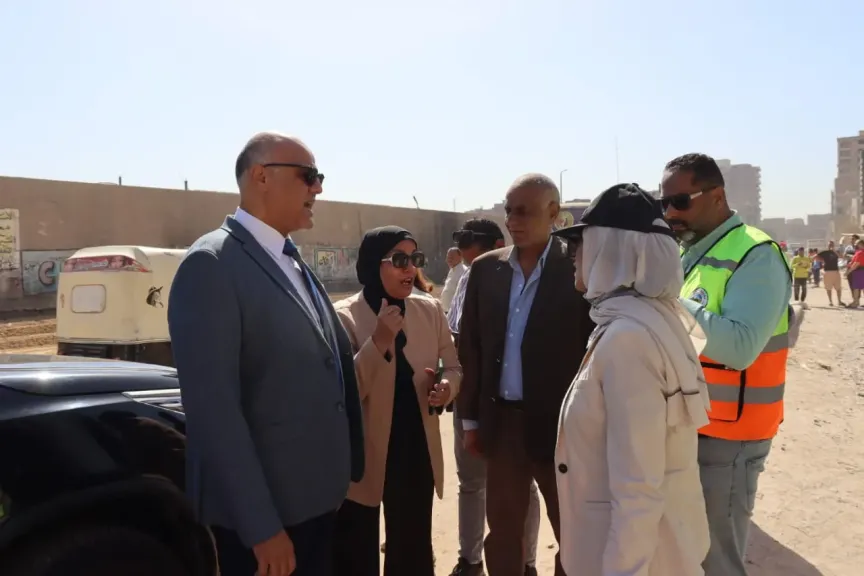 محافظ القليوبية يتابع أعمال تطوير ورصف شارع ”بهتيم اسكو” بحي شرق شبرا