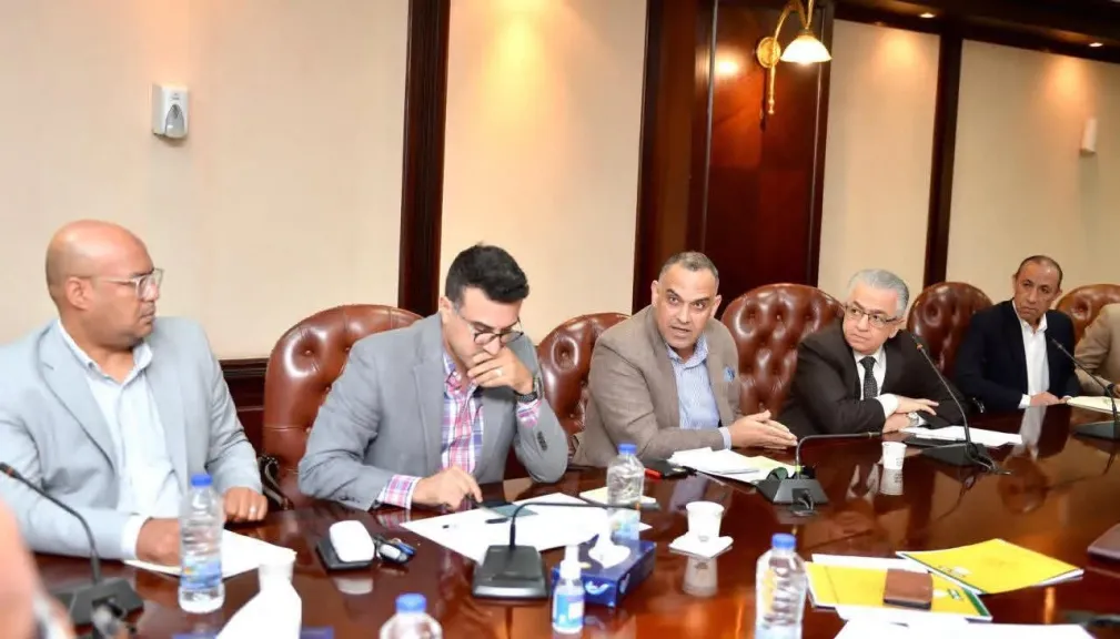لجنة التحول الرقمي والذكاء الاصطناعي تعقد أولى اجتماعاتها.. واختيار خالد صلاح رئيسًا وعصام كامل مقررًا