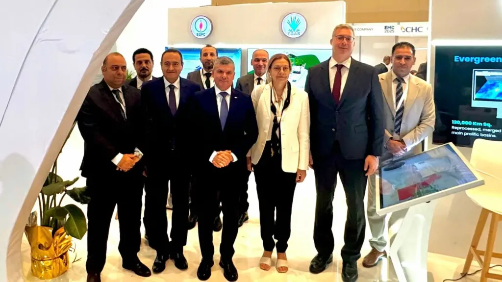 مصر وقبرص تعززان شراكتهما في الغاز خلال مؤتمر شرق المتوسط للطاقة 2025