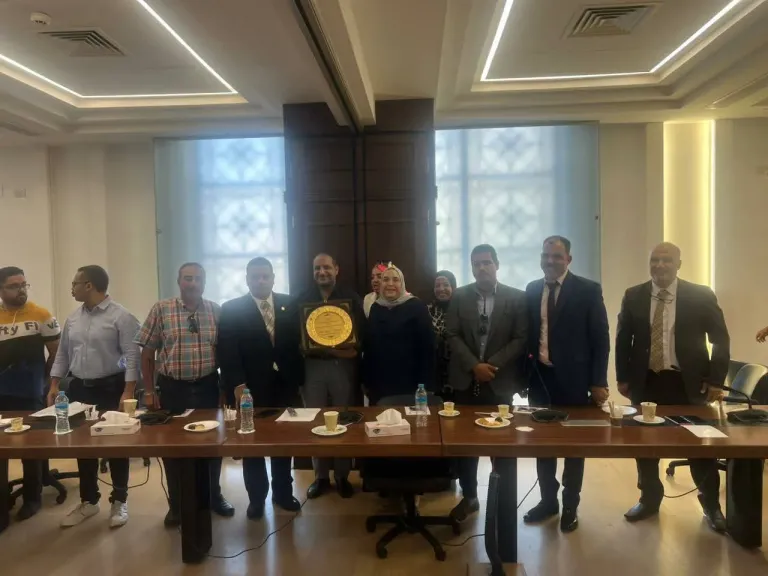 بقالة الإسكندرية تبحث تعزيز التعاون مع التموين