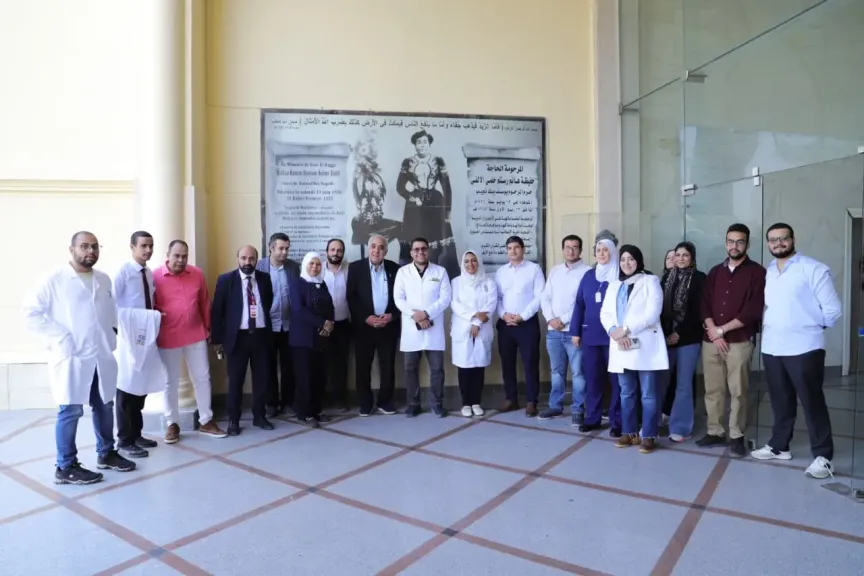الصحة تنظم قافلة طبية متخصصة في أمراض الجهاز الهضمي بمستشفى العجوزة بمشاركة الخبير العالمي كريم أبو المجد