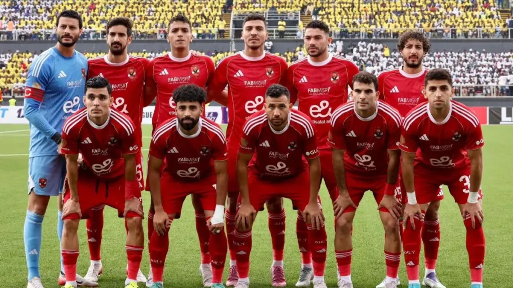 فضيحة.. كاف يستبعد الأهلي من قائمة الأفضل لصالح نادٍ ودع من المجموعات