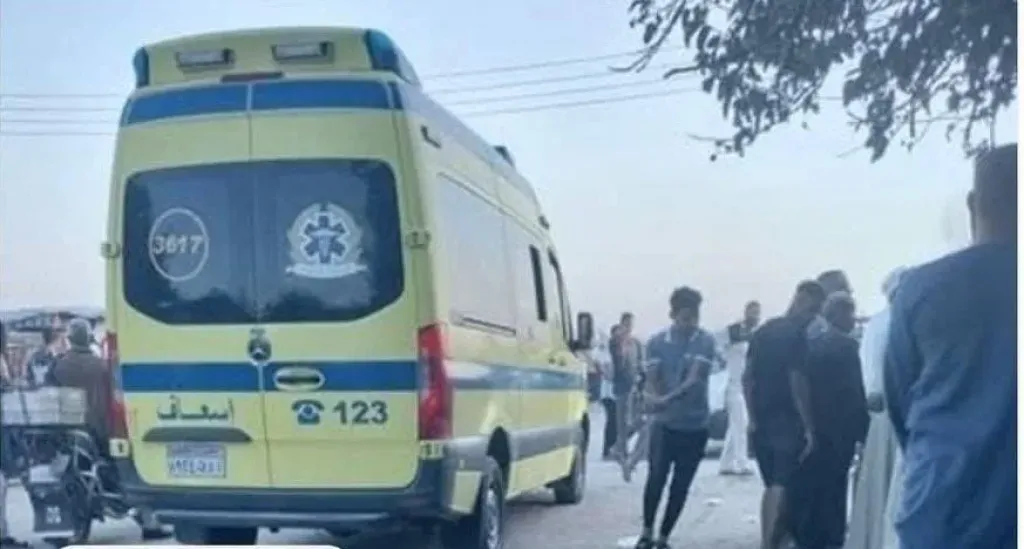 مصرع طالب وإصابة آخر إثر حادث انقلاب موتوسيكل في قنا