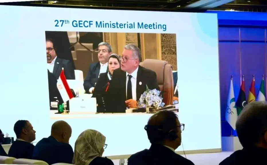 مصر تعود بقوة إلى سوق الغاز العالمي.. كريم بدوي يستعرض إنجازات القطاع في منتدى الدوحة