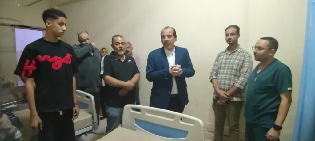 نائب وزير الصحة يتفقد المستشفى العام والنصر للتأمين الصحي بحلوان.. ويوجه بالتحقيق في المخالفات