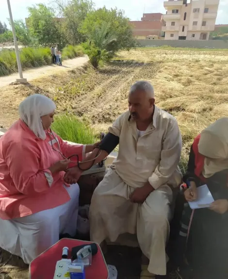 محافظ الشرقية يهنئ ”صحة الشرقية” لتصدرها المركز الأول في مبادرة ”100 يوم... محافظ الشرقية يهنئ ”صحة الشرقية” لتصدرها المركز الأول في مبادرة ”100 يوم صحة” بتقديم أكثر من 7.6 مليون خدمة طبية