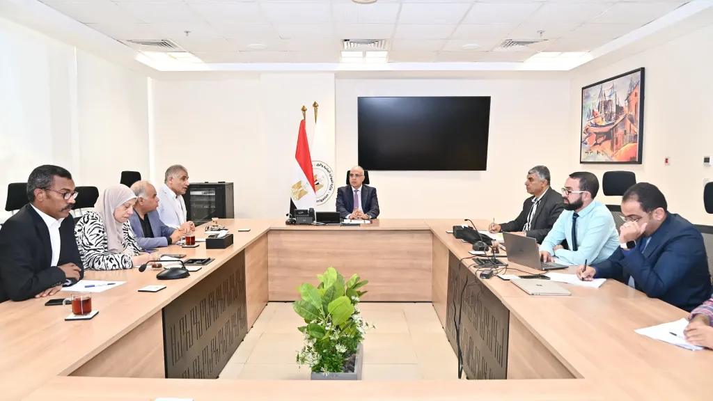 الري: البدء في استخدام الدرون لمسح ترعة الاسماعيلية وتحديد المخالفات والتعديات الري: البدء في استخدام الدرون لمسح ترعة الاسماعيلية وتحديد المخالفات والتعديات
