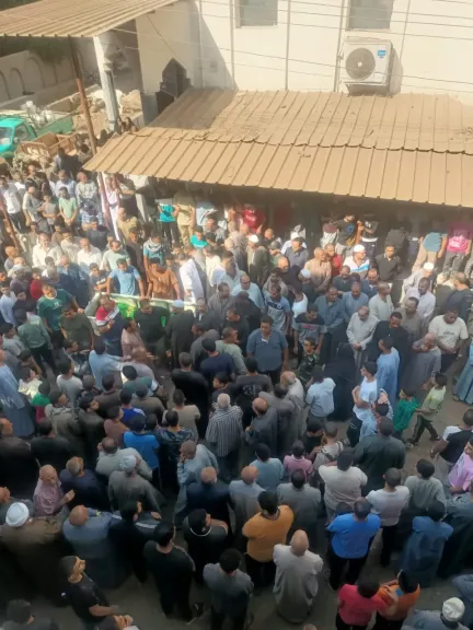 أهالي كفر البتانون بالمنوفية يشيعون جنازة أحمد الكفافي ضحية غدر زميله أهالي كفر البتانون بالمنوفية يشيعون جنازة أحمد الكفافي ضحية غدر زميله