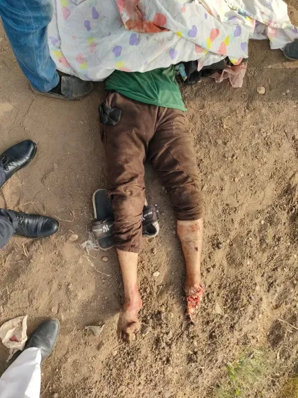 أسرة الشاب المتوفى تحت عجلات القطار بالباجور تتعرف عليه أسرة الشاب المتوفى تحت عجلات القطار بالباجور تتعرف عليه
