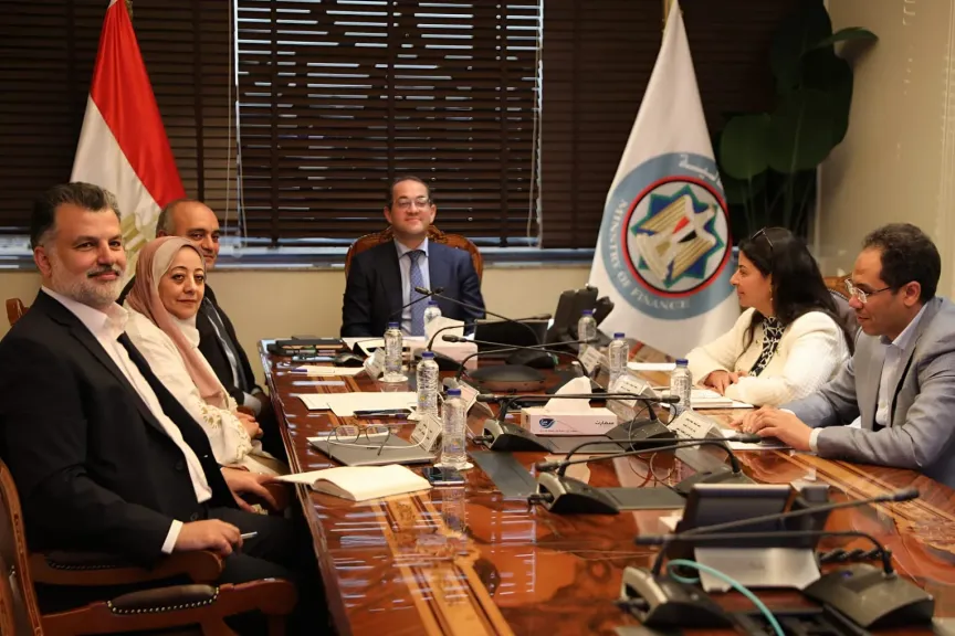 وزير المالية:معدل النمو يتجاوز التوقعات ويسجل4.4٪ بأداء قوى للتصنيع والسياحة والاتصالات وتكنولوجيا... وزير المالية:معدل النمو يتجاوز التوقعات ويسجل4.4٪ بأداء قوى للتصنيع والسياحة والاتصالات وتكنولوجيا المعلومات