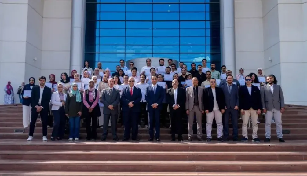 وزارة الاتصالات تختتم برنامج التدريب الصيفي 2025 لتأهيل طلاب الجامعات لسوق العمل وزارة الاتصالات تختتم برنامج التدريب الصيفي 2025 لتأهيل طلاب الجامعات لسوق العمل