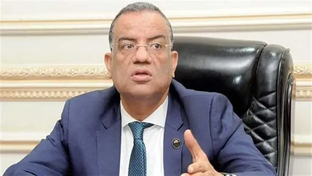 محمود مسلم يؤكد: مساندة الدولة ودعم القيادة السياسية أولوية.. وملفات المواطن في... محمود مسلم يؤكد: مساندة الدولة ودعم القيادة السياسية أولوية.. وملفات المواطن في المقدمة