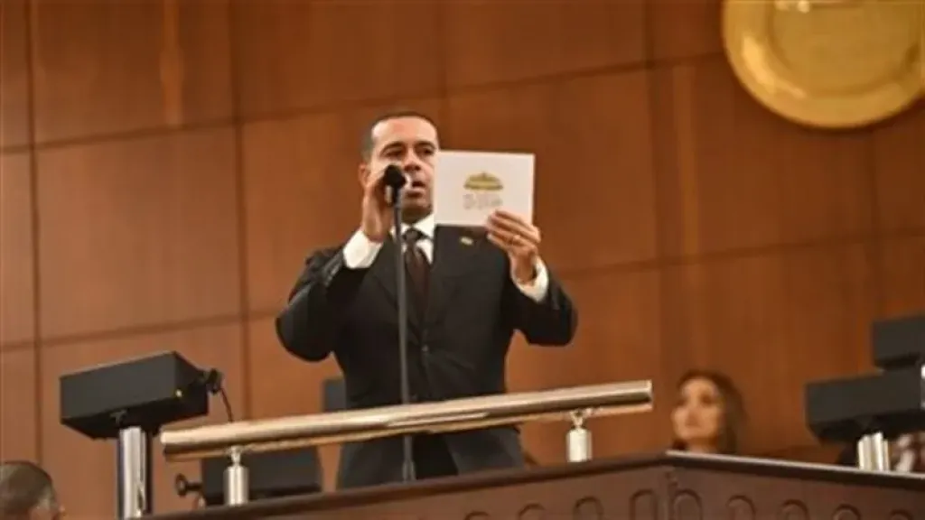 رسميًا.. محمد عبداللاه رئيسًا للجنة الدفاع والأمن القومي بالشيوخ رسميًا.. محمد عبداللاه رئيسًا للجنة الدفاع والأمن القومي بالشيوخ