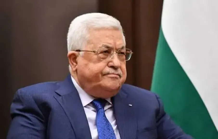 الرئيس محمود عباس يصدر إعلانا دستوريا بتولي نائب رئيس اللجنة التنفيذية لمنظمة... الرئيس محمود عباس يصدر إعلانا دستوريا بتولي نائب رئيس اللجنة التنفيذية لمنظمة التحرير مهام رئيس السلطة الفلسطينية حال شغور المنصب
