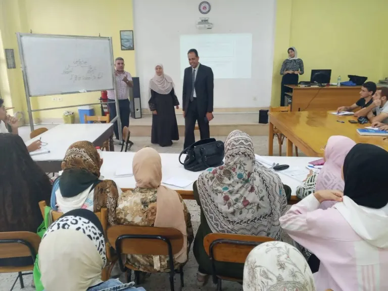 ”عمل الإسكندرية” تتابع الدورات التدريبية المجانية للشباب بمعهد دون بوسكو ”عمل الإسكندرية” تتابع الدورات التدريبية المجانية للشباب بمعهد دون بوسكو
