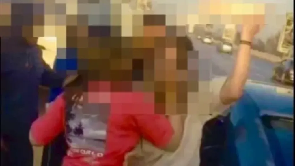 أبطال واقعة الفعل الفاضح على طريق المحور