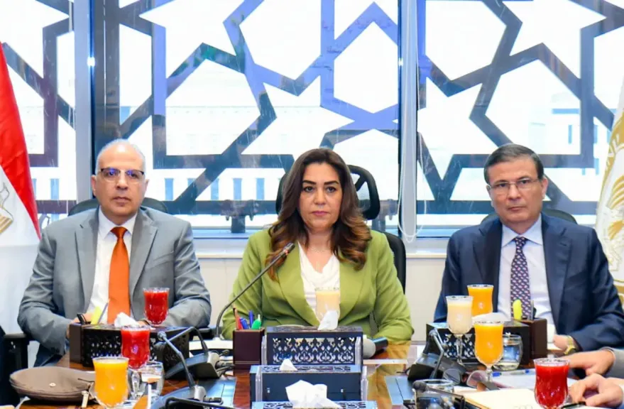 منال عوض : الاجتماع يأتى تنفيذا لتوجيهات القيادة السياسية بإعداد رؤية وطنية... منال عوض : الاجتماع يأتى تنفيذا لتوجيهات القيادة السياسية بإعداد رؤية وطنية لمواجهة تأثير تغير المناخ على الأمن الغذائي
