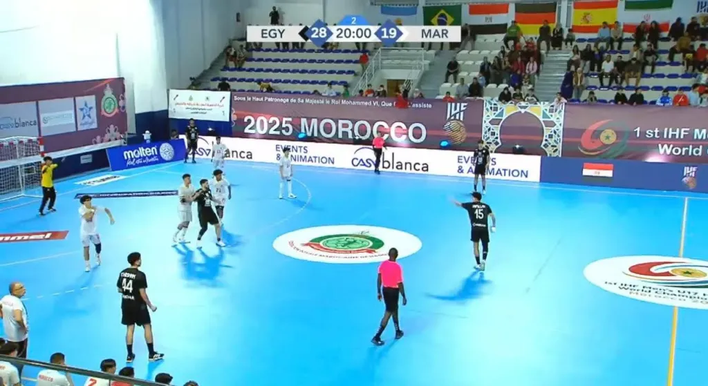 منتخب مصر يتفوق على المغرب ويتصدر مجموعته في بطولة العالم لليد مواليد 2008