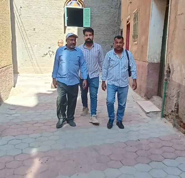 محافظ أسيوط: تنفيذ أعمال تركيب بلاط الإنترلوك بعدد من شوارع أبنوب محافظ أسيوط: تنفيذ أعمال تركيب بلاط الإنترلوك بعدد من شوارع أبنوب