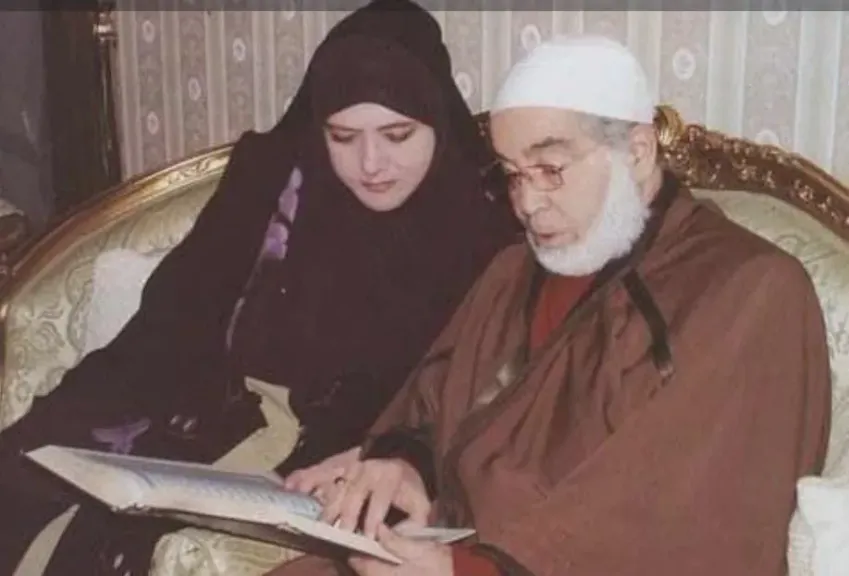 شمس البارودي لزوجها حسن يوسف: بعدك فقد النهار دفئه شمس البارودي لزوجها حسن يوسف: بعدك فقد النهار دفئه