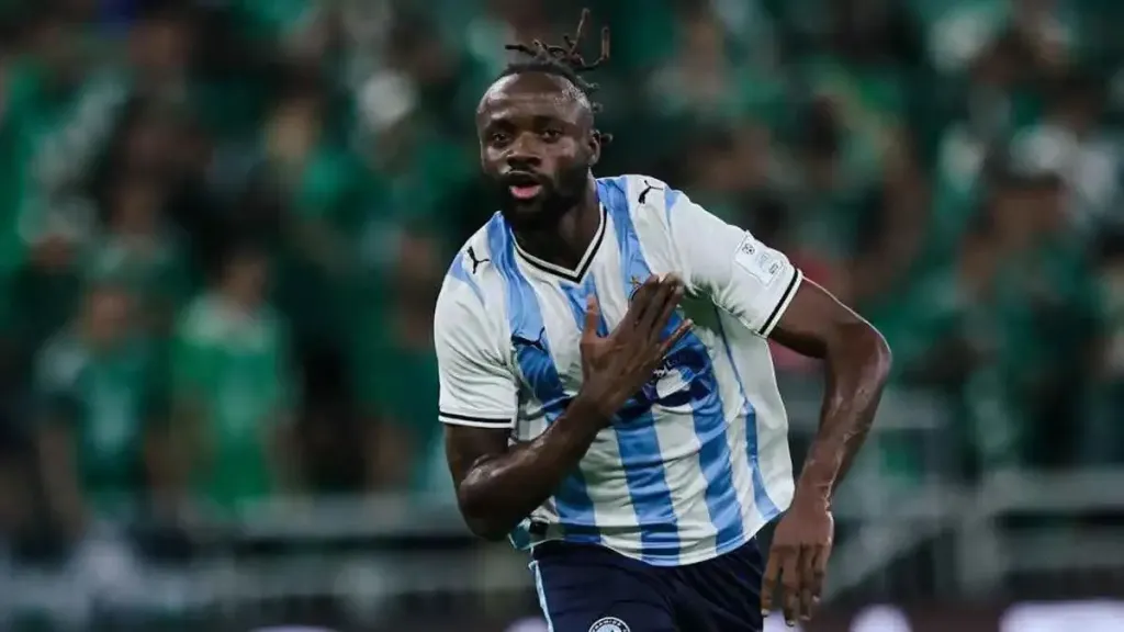 بيراميدز يتحرك لإغلاق الطريق أمام الأهلي في صفقة فيستون ماييلي بيراميدز يتحرك لإغلاق الطريق أمام الأهلي في صفقة فيستون ماييلي