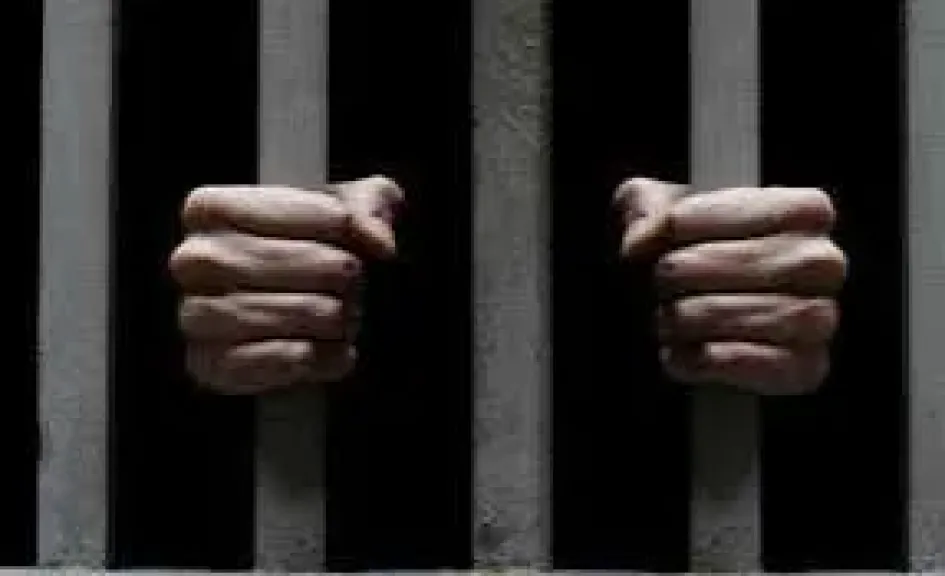 ”المؤبد” لميكانيكي اتخذ المخدرات تجارة والسلاح وسيلة حماية بشبرا الخيمة ”المؤبد” لميكانيكي اتخذ المخدرات تجارة والسلاح وسيلة حماية بشبرا الخيمة